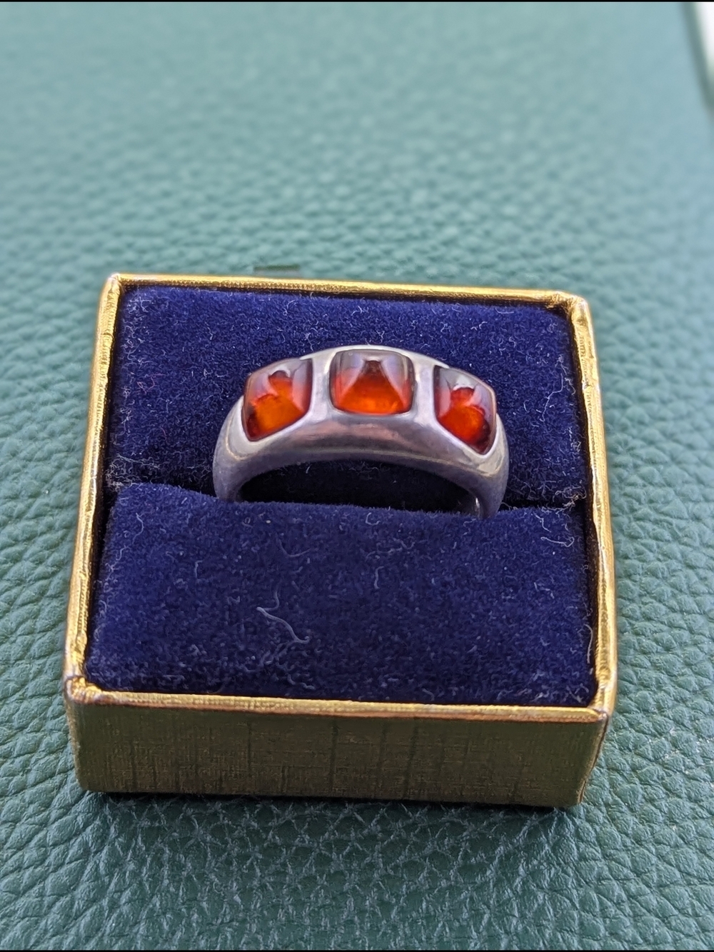 ✨ Sugar Loaf Cut Natural Baltic Amber Ring ✨ - Picture 3 of 7